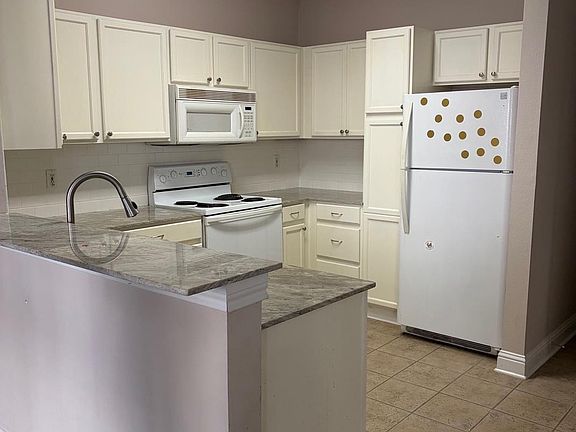 2nd image of 710 E Boyd Dr APT 1003