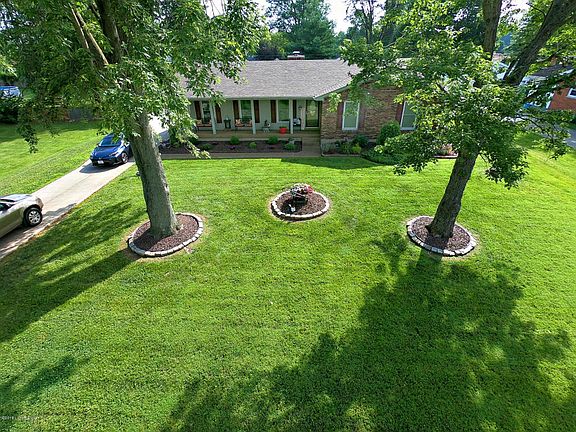 5th image of 318 Centerview Dr
