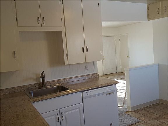 5th image of 2351 Stillwater Dr