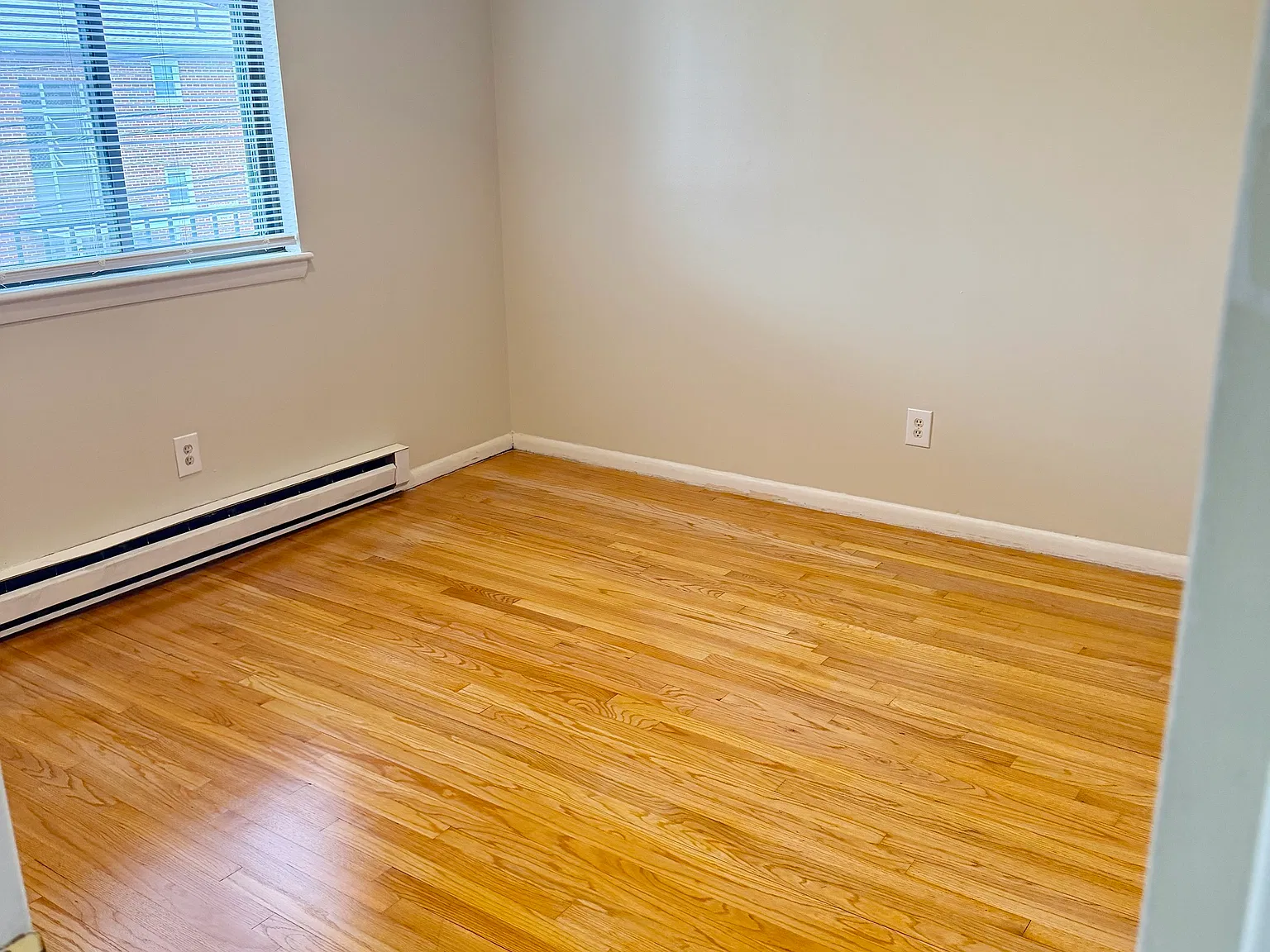 1 bed, 500 sqft, $1,985 — Photo 4