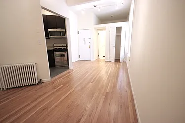 101 West 86th Street #3E image 1 of 8