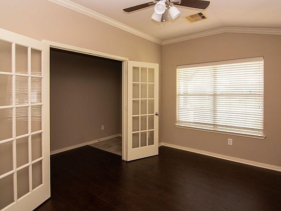4th image of 8606 Sunset Pond Dr