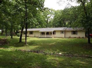 7270 Glen Feshie Dr, Chanute, KS 66720