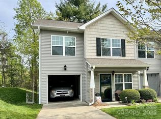 57 Sunny Meadows Blvd, Arden, NC 28704