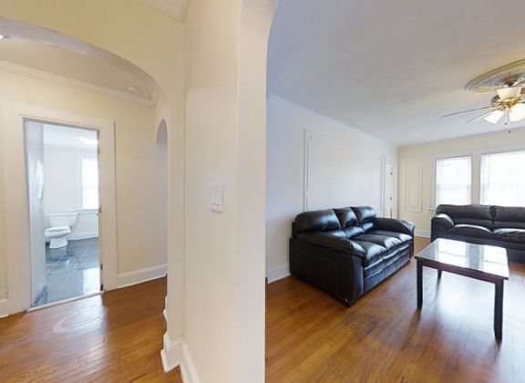 5th image of 2401 E Genesee St #11