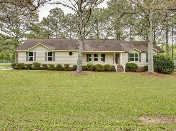 1007 Gannon Cir NW, Arab, AL 35016