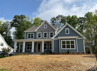 831 Lakeforest Dr, Belmont, NC 28012
