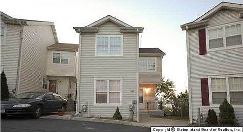 3rd image of 140 Northview Ct