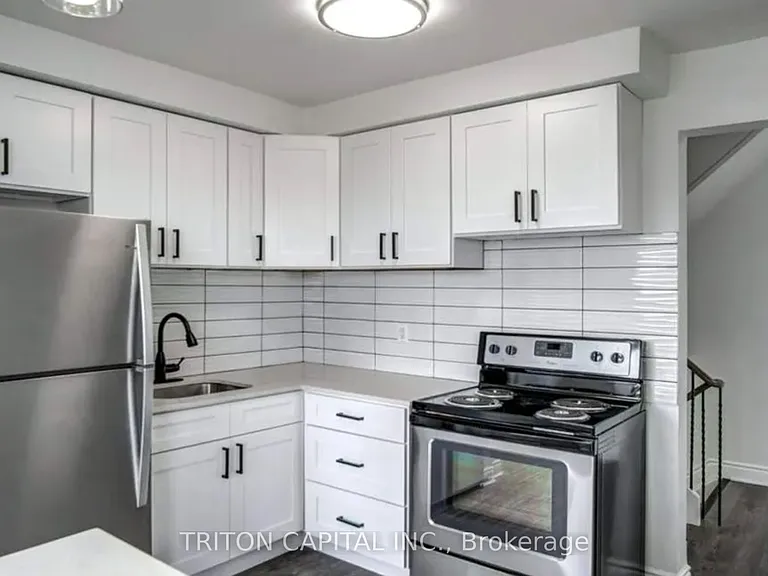 145 Elinor Ave #14 — Photo 2