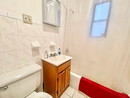 Rented by Century 21 Premier  | media 5