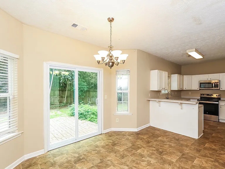 252 Prescott Ct — Photo 7