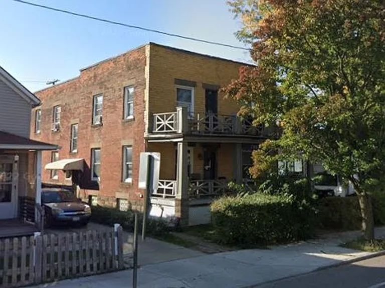 7951 Lorain Ave — Photo 7