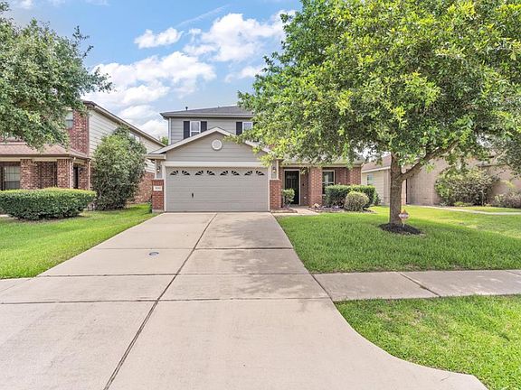 2nd image of 18302 Walden Gate Ln
