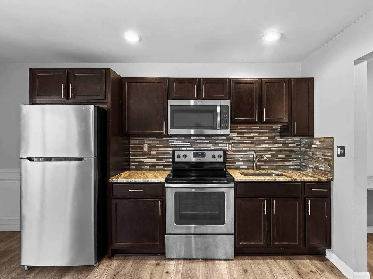 1 bed, 600 sqft, $1,300 — Photo 1