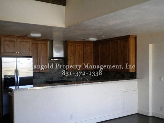 4th image of 191 Lighthouse Ave #2
