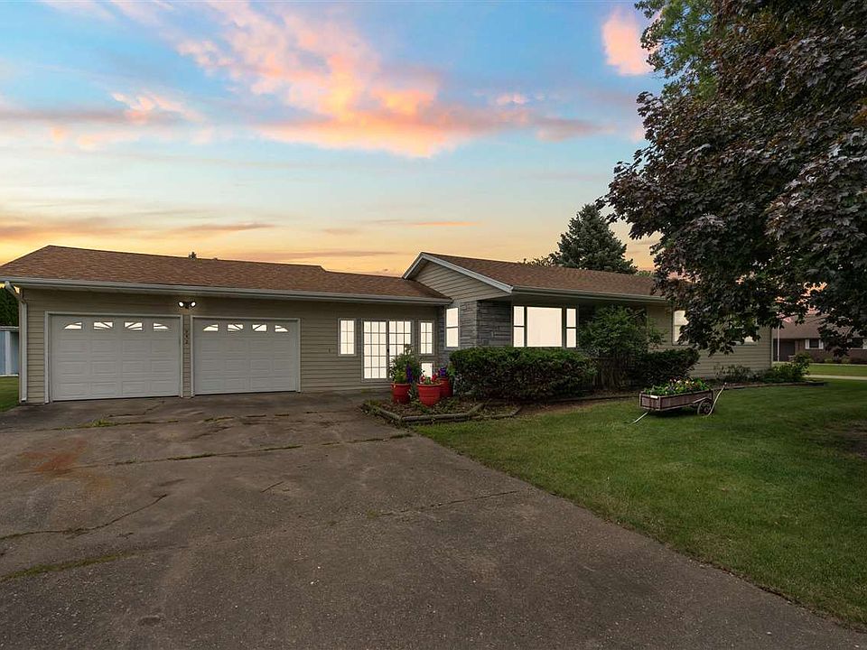 1st image of 852 S 12th Ave