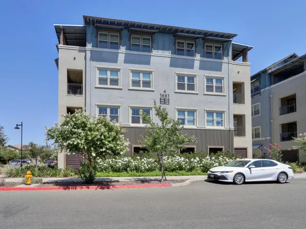 1661 Spring St #245, Davis, CA 95616