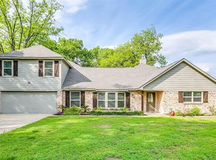 5241 Blue Valley Ct, Fort Worth, TX 76112