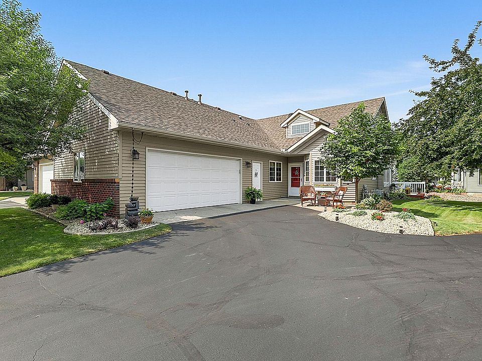 1st image of 157 Cardinal Ln