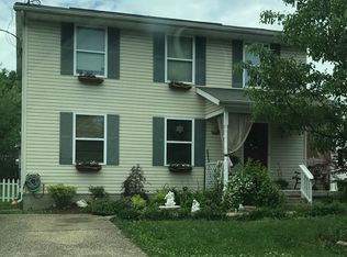 618 Jericho Rd, La Grange, KY 40031