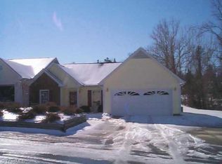 801 Settlers Ln APT C, Greensboro, NC 27410