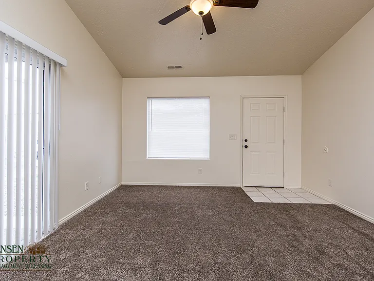 1042 N 1340 West Cir #2 — Photo 6