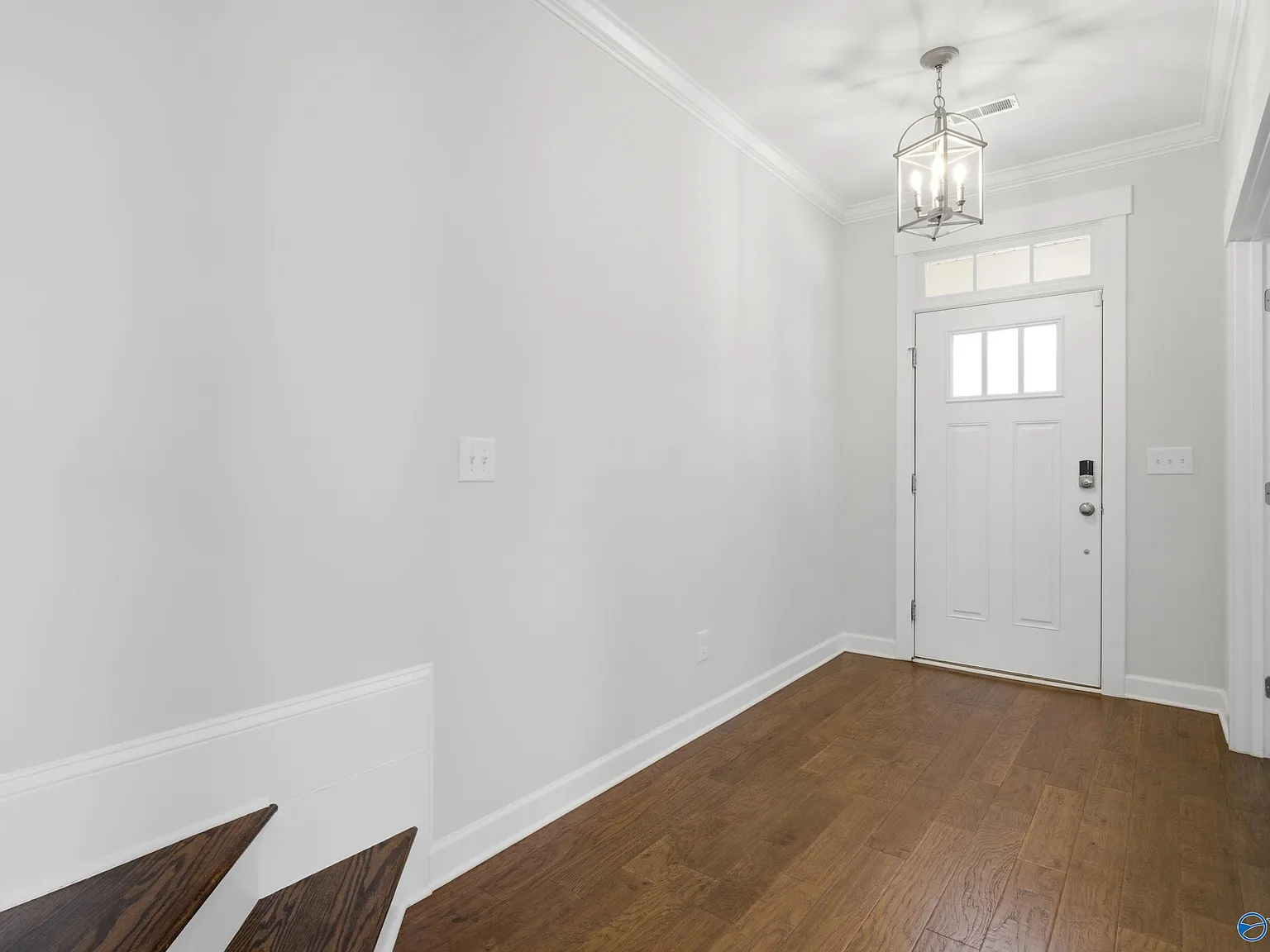 5 bed, 3.5 bath, 4035 sqft, $4,150 — Photo 4