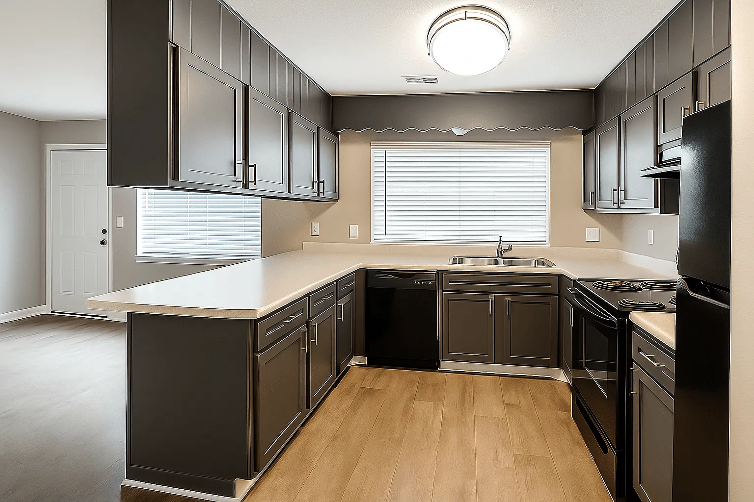 Madison Park Apartments & Townhomes — Photo 4