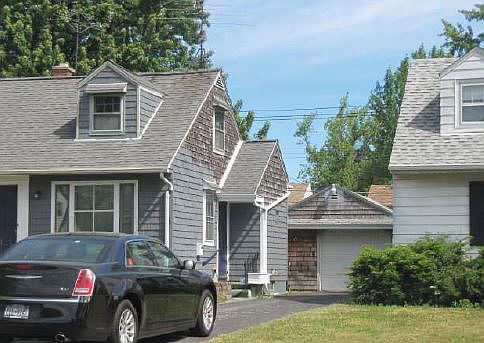2nd image of 164 Traverse Blvd