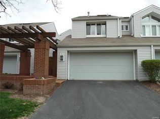 611 Highview Circle Dr, Ballwin, MO 63021