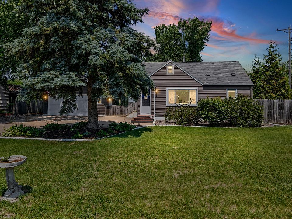 1st image of 2185 Pinewood Dr