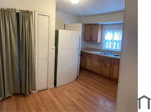 7635 Evergreen Ave — Photo 12