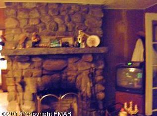 307 North Dr, Cresco, PA