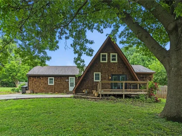 17121 Monte Verde Dr, Belton, MO 64012