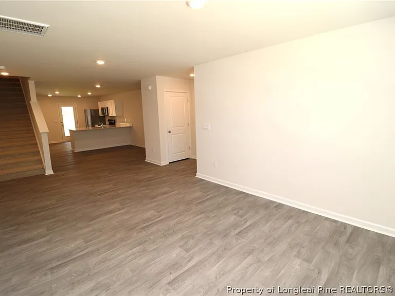 8521 Beckett Chase Way — Photo 3