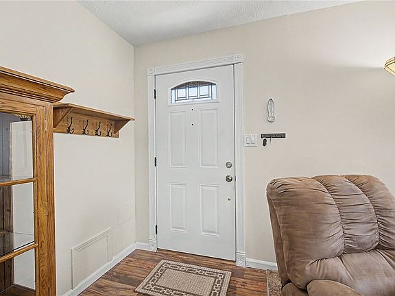 5th image of 1290 Hollowbrook Dr