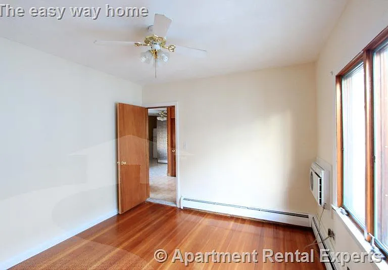 544 Main St #2 — Photo 7