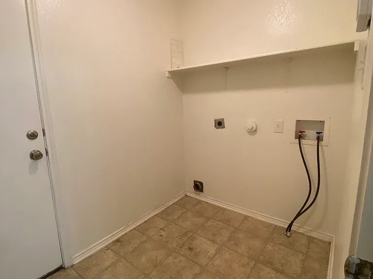 206 Calixto Ct — Photo 13