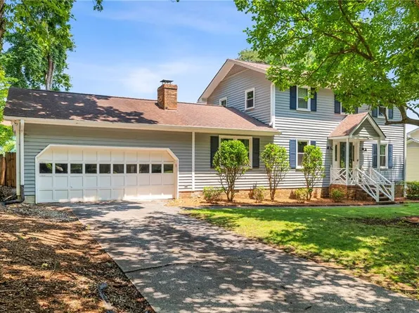 5604 Sagebrush Trl, Greensboro, NC 27409