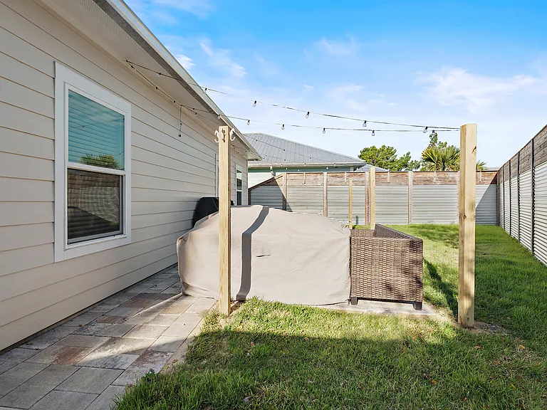 21306 Pompano Ave — Photo 36