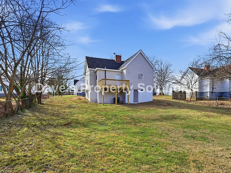 408 Seaman St — Photo 27