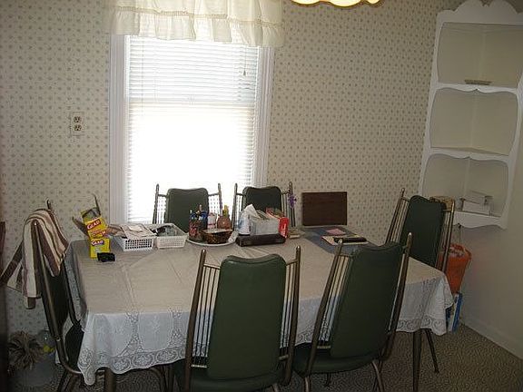 4th image of 12312 Kensington Ave