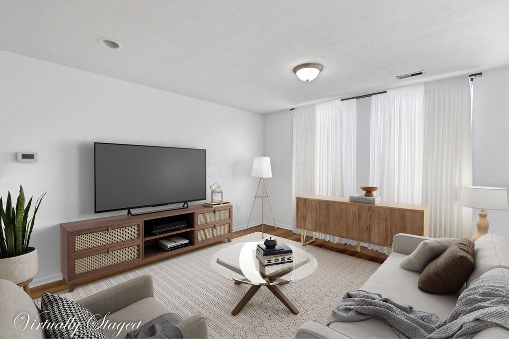 Real estate listing image