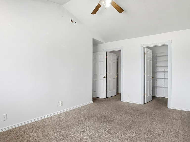 8061 W Copperfield Pl #32 — Photo 7