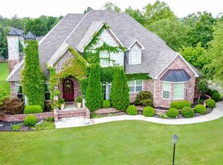 2685 N Firewood Dr, Fayetteville, AR 72703