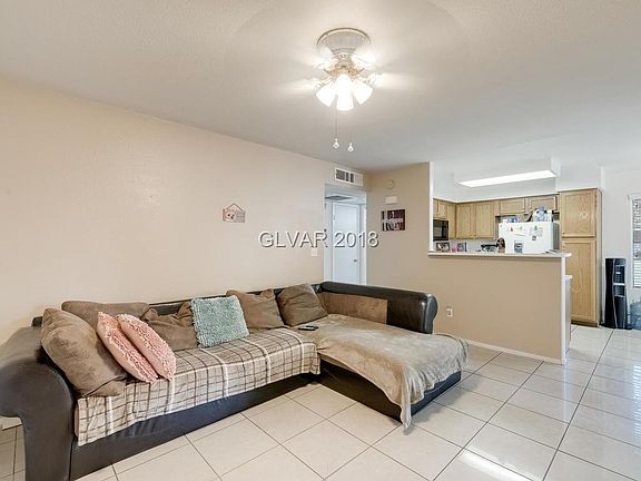 3rd image of 3041 Casey Dr Unit 104