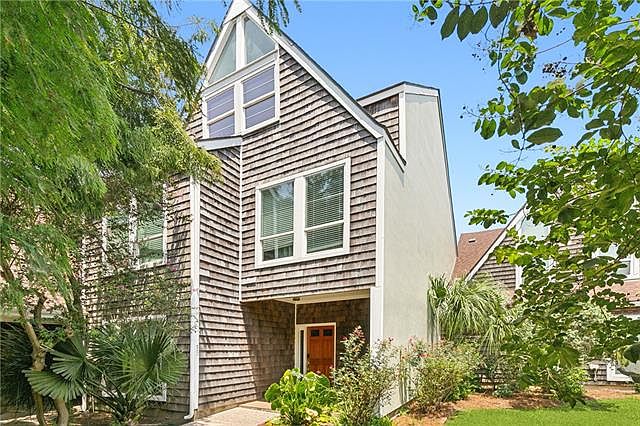 1st image of 15 Spinnaker Ln #15