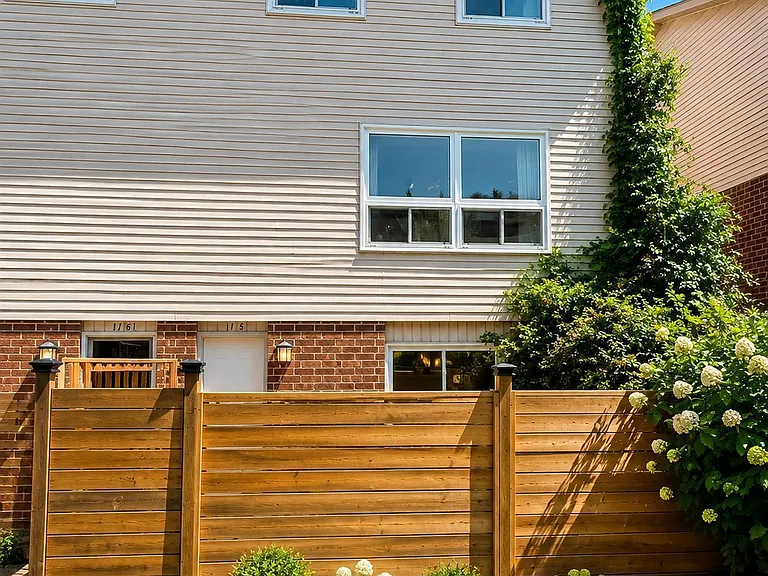 450 Pond Mills Rd #15 — Photo 3