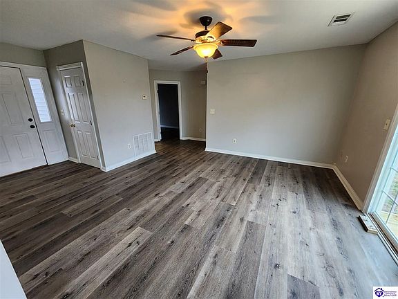 3rd image of 298 Lillian Ave