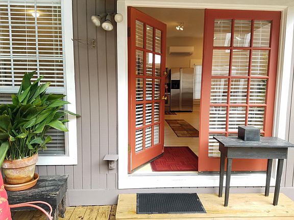 2nd image of 4513 University Oaks Blvd